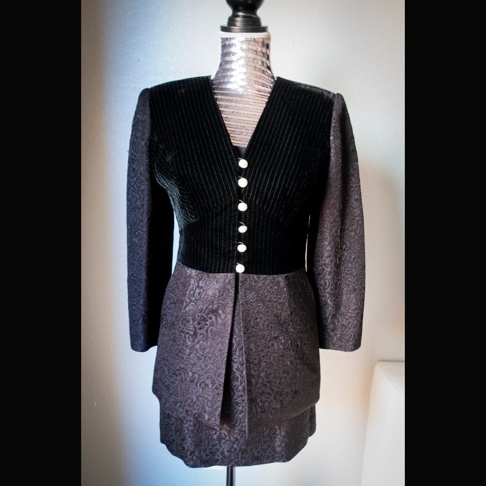 SOLD Rickie Freeman Rhinestone Buttons 2pc. Suit
